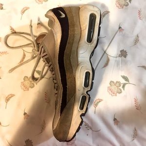 Airmax 95 Desert Yellow
